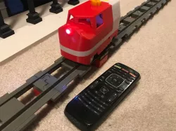 Brick Train: Brick Compatible Motorized Locomotive IR controlled