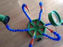 DIY Helping Hand Solder Tool
