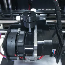 Filament guide with oiler
