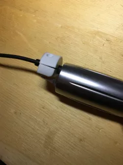 KUKA EMD Stecker Führung