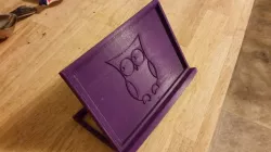 Owl phone stand
