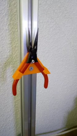 Plier holder