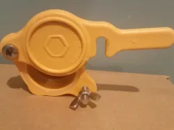 Honey Gate Wrench