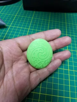 Moana - Heart of TeFiti w/ alignment peg, no glue needed.