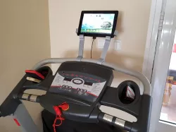 Treadmill stand for tablet