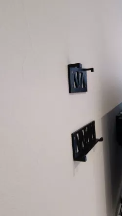Wall mount for Ps4 Slim