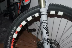 Bike rim clip