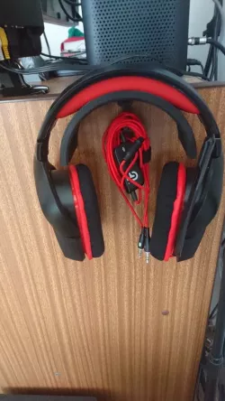 Logitech G230 Headset holder