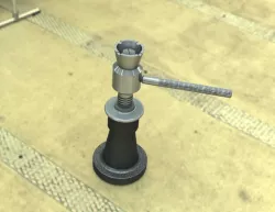 SCREWJACK