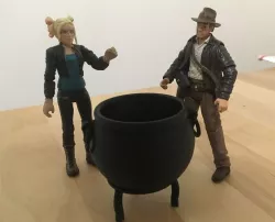 Large Cauldron (3.75" scale)