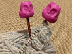 Owl knitting needle cap