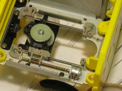 Photon Engraver - Mounting plate for microswitch endstop