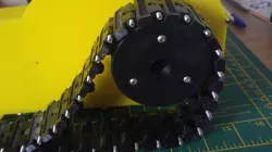 R/C tank tracks
