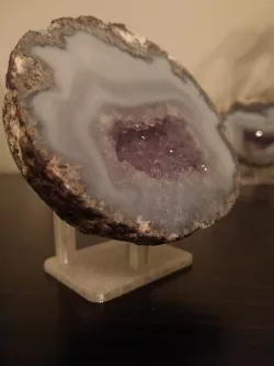 Small Three-Peg Display Stand for Geodes
