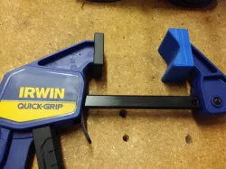 V block for Irwin quick-grip