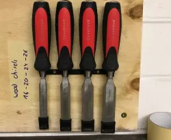 Wood chisel holder
