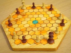 Agon (Queen’s Guard) Board Game