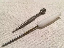Bicycle spoke nipple insertion tool