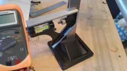 Height gauge adjustable square