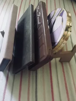 Makeup Pallet Holder