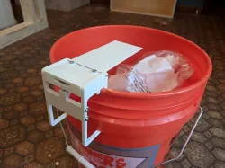 Self-Resetting Mouse Trap