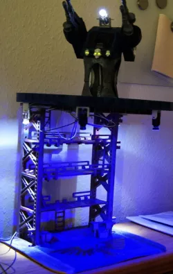 Tabletop Repair / Presentation Dock