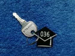 Graduation cap/Maturitní čepice - Keytag photo