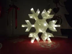 Snowflake LED lamp
