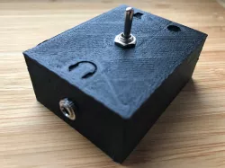 Headset and speakers audio switcher