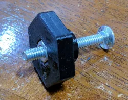 1/4" Thumb Screw