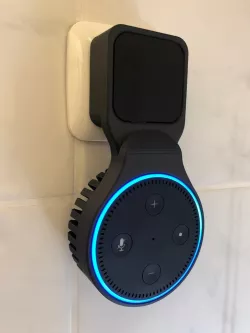 Amazon Echo Dot Gen.2 plug mount
