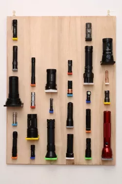 Customizable Flashlight Stand