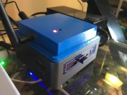 Intel NUC DMX 2.4GHz Transmitter Top