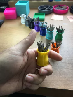 Mini tool holder