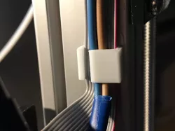 Automatic wire holder