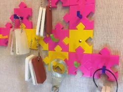 Puzzle "thing hanger"