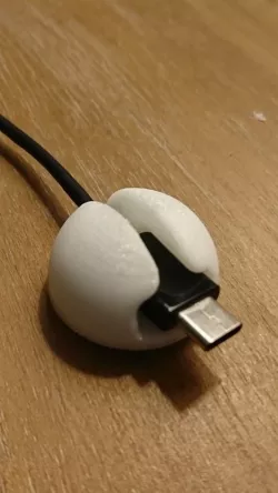 Samsung S8 Cable Holder