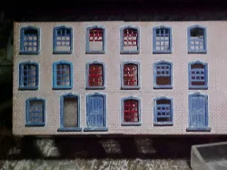 SCALEPRINT TERRACE HOUSES FRONT WINDOW/DOOR SET 00/HO SCALE