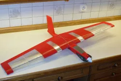 Speedy "Red Midi Swept Wing"