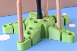 Star the pencil holder