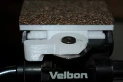 Velbon D700 quick release clip