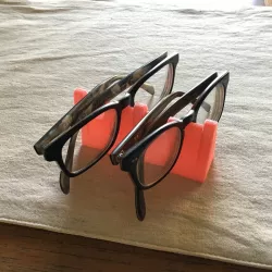 2-slot glasses rack