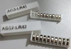 Button Cells Holder