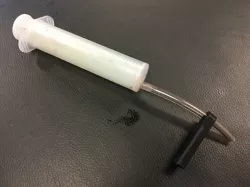 Hose lock for Shimano disk brake bleeding