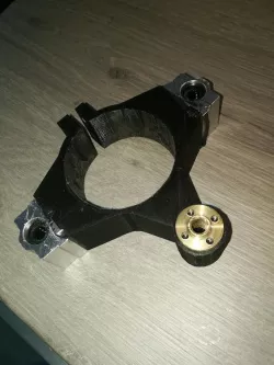 Makita router mount holder to a Jigg