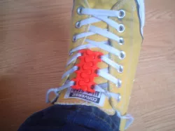 Shoelace clip