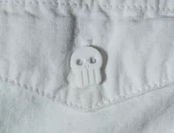 Skull Shirt Button