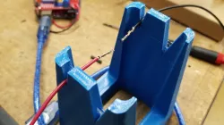 Solder Buddy - Wire Vise - Extra Hand