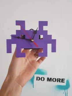 Space invader clock