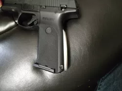 SR9 - Pistol Grip 